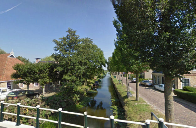 Het dorp Alde Leie. Foto: Google Streetview: klik op de foto voor een digitale verkenningstocht.